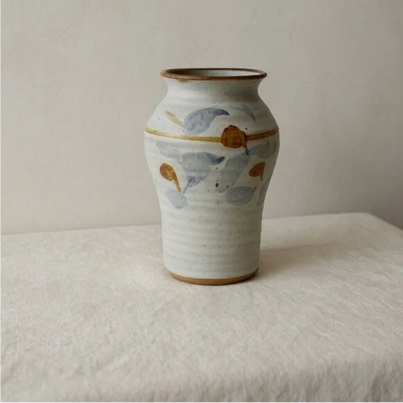 Hand-Thrown Vase – Soft Grey & Ochre Brushwork - Picture 1 of 8